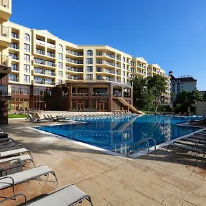 Golden Line Aparthotel