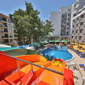 4* Hotel Prestige Deluxe Aquapark Club